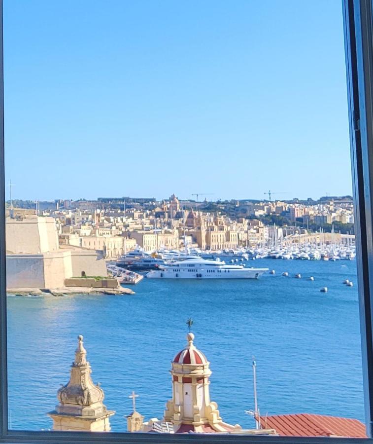 Cove 532 By Savynomad Harbour Residences Wow View Валета Екстериор снимка